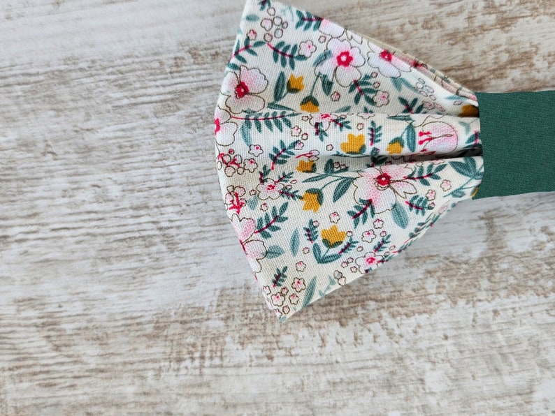 Two-tone white and green liberty bow tie image 7