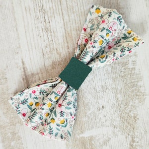 Two-tone white and green liberty bow tie image 3