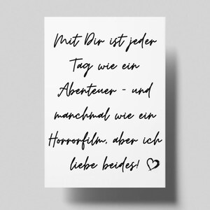 Liebevolle Grußkarte mit Spruch – Abenteuer & Horrorfilm | Romantische Karte für Paare | Perfekt für Valentinstag oder Jahrestage