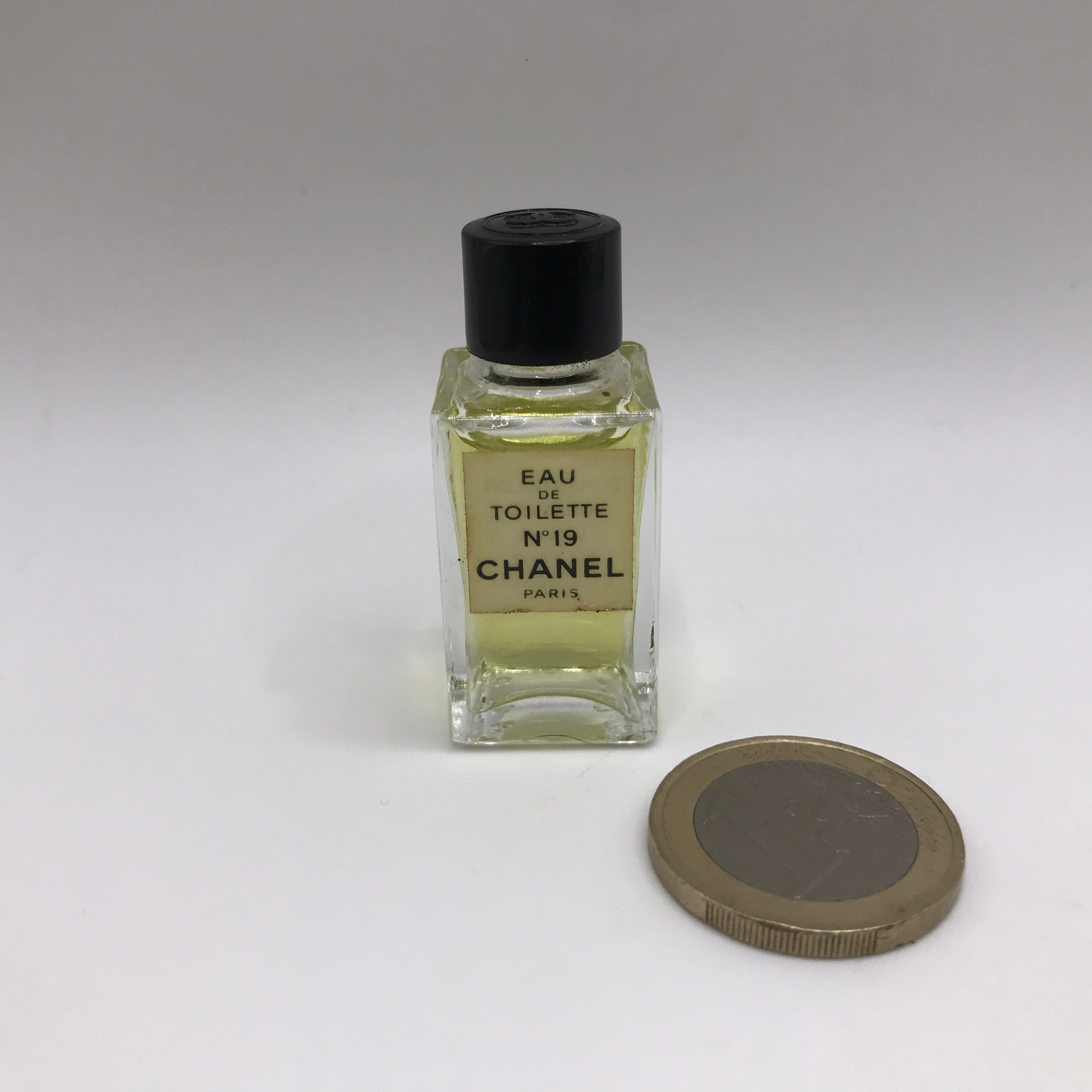 Chanel No19 EDT 4ml MINIATURE Perfume 1970's 