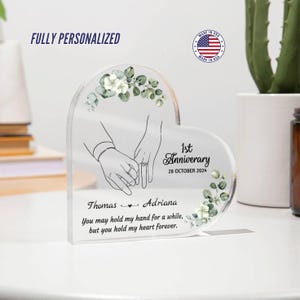 Cadeau d&#39;anniversaire personnalisé, Plaque acrylique mariée main dans la main, Cadeau de mariage pour couple, Cadeau plaque fiançailles pour couple, Cadeau de mariage