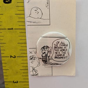 Peanuts Linus and his Blanket  ** Free Shipping**