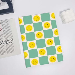 Cute cartoon smiley face iPad Air 5 2022 iPad 10 2022 iPad 9 case,iPad Pro 11" 12.9'' 2022 iPad Pro 12.9'' 2021 iPad mini 6 case ipad case