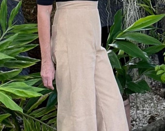 1970’s Vintage Style high waisted wide leg pants corduroy