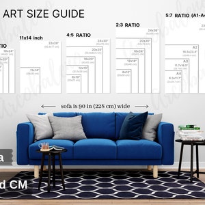 Könnte beinhalten: Ein Wandkunst-Größenleitfaden mit verschiedenen Verhältnissen und Maßen in Zoll und Zentimetern. Der Leitfaden zeigt die Größe von Kunstwerken, die gut über einem Sofa mit einer Breite von 90 Zoll aussehen würden. Der Leitfaden umfasst die Verhältnisse 3:4, 4:5, 2:3 und 5:7.