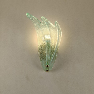 Murano glass grained leaf &quot;air&quot; green wall sconce