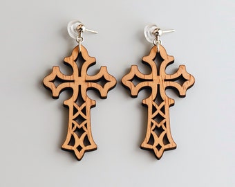 Boucle d'oreille ornée de croix en bois fichier Svg découpé au laser en téléchargement numérique