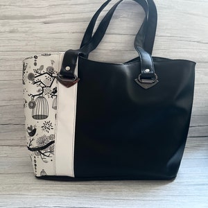 Sac à main noir et blanc