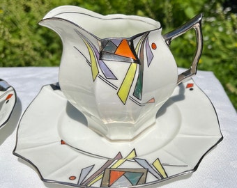 34-Piece, Art Deco, 10 Cup, Saucer, and Plate Settings with 4 Serving Pieces, Atlas China by Grimwade, Stoke-on-Trent, England