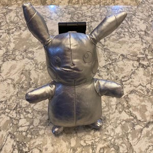 Pikachu Plüsch