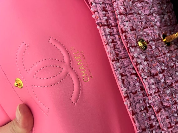 Vintage Chanel Tweed Pink Flap Bag with Gold Hard… - image 3