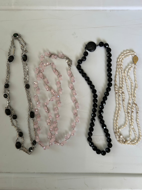 Lot of 4 Gorgeous Necklaces includes