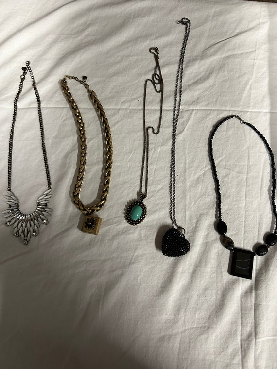 Lot of 5 Necklaces