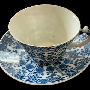 Delicate blue and white transferware Japanese porcelain teacup and saucer Occupied Japan 1945-52