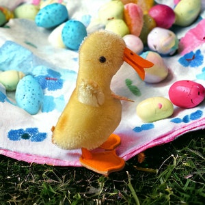 Vintage Early 1950s Steiff Duckling in wonderful condition