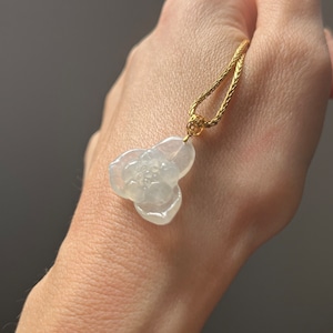 18k Solid Yellow Gold Natural Icy White Colorless Type A Jadeite Jade Fei Cui Burma Myanmar Hand Carved Lotus Flower Pendant | Lab Certified
