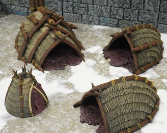 Wildman Huts ~ Regno di Sassonia: Volume 2 | Terreno da tavolo da 28 mm | Conquest Creations