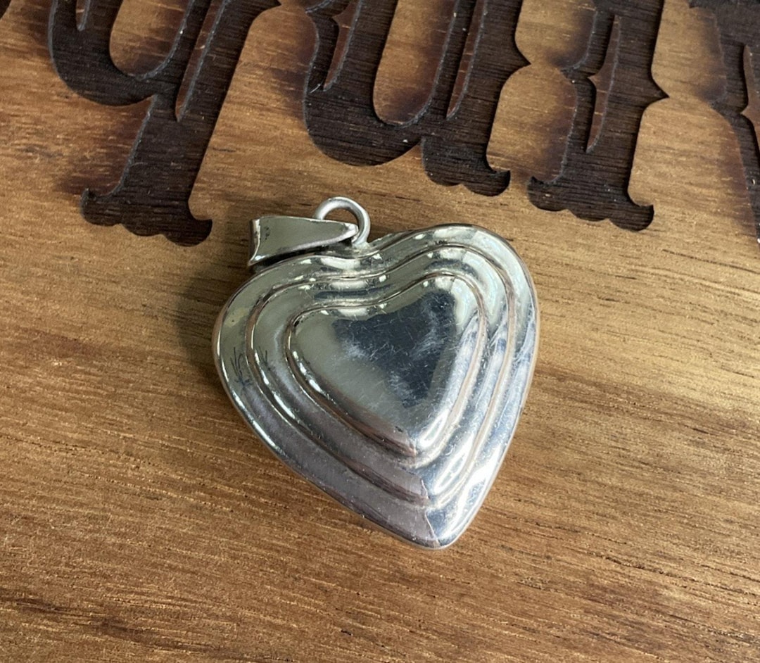 Vintage Sterling Silver Puffy Heart Pendant - Etsy
