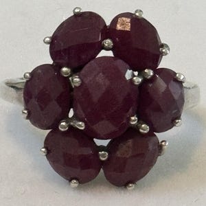 Vintage Ruby Flower Cluster Ring Estate Cocktailring Maat: 7 juli Edelsteen