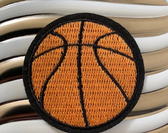 Pallone Da Calcio E Logo Delle Ali, Distintivo Della Squadra Di Calcio 644408 1866 - Foto 4