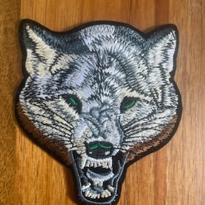 Patch, Wolf Patch Embroidered DIY Iron-on/Sew-on, embroidered patch, applique, crafts, jacket, mask, clothing, DIY, wilderness, animal patch