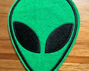 Alien patch, iron on patch, embroidered patch, applique, Sew on patch, crafts, jacket, mask, clothing, DIY, Green Alien