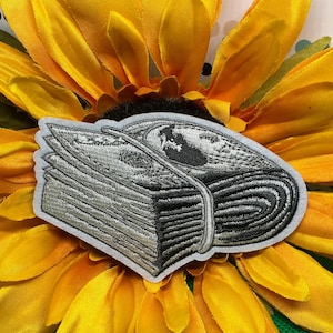 Stack of Cash Patch - Money Stack Embroidered Iron On Badge - Bands of Dollar Bills Applique for Hoodies, Jackets & Streetwear