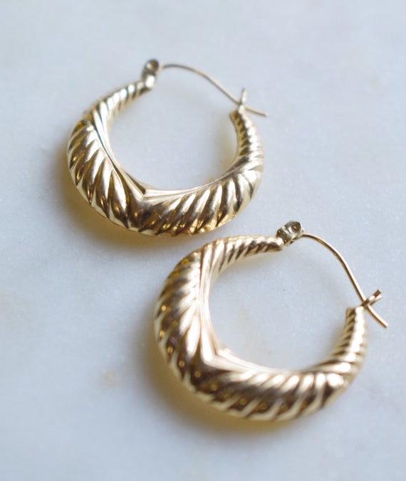 14K Gold Earrings - image 3