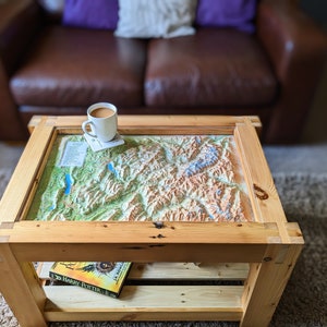 Alpen Reliefkarte Kaffeetisch