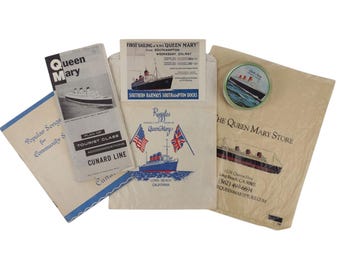 Zestaw pamiątek RMS Queen Mary – zabytkowe menu, broszury, podstawki, artykuły papiernicze, pamiątki z liniowca oceanicznego Cunard