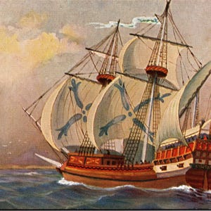 Puede incluir: Pintura vintage de un velero en el mar. El barco tiene múltiples velas con elementos decorativos azules. El barco es marrón y blanco con detalles en rojo. El cielo es una mezcla de amarillo y gris.