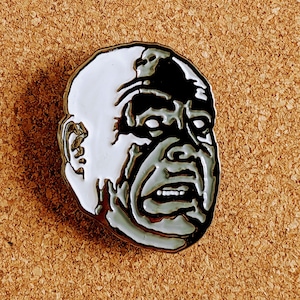 Tor Johnson Emaille Pin