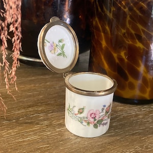 Lidded Pot | Vintage | Wild Tudor | Ansley |Fine English Bone China | Collector