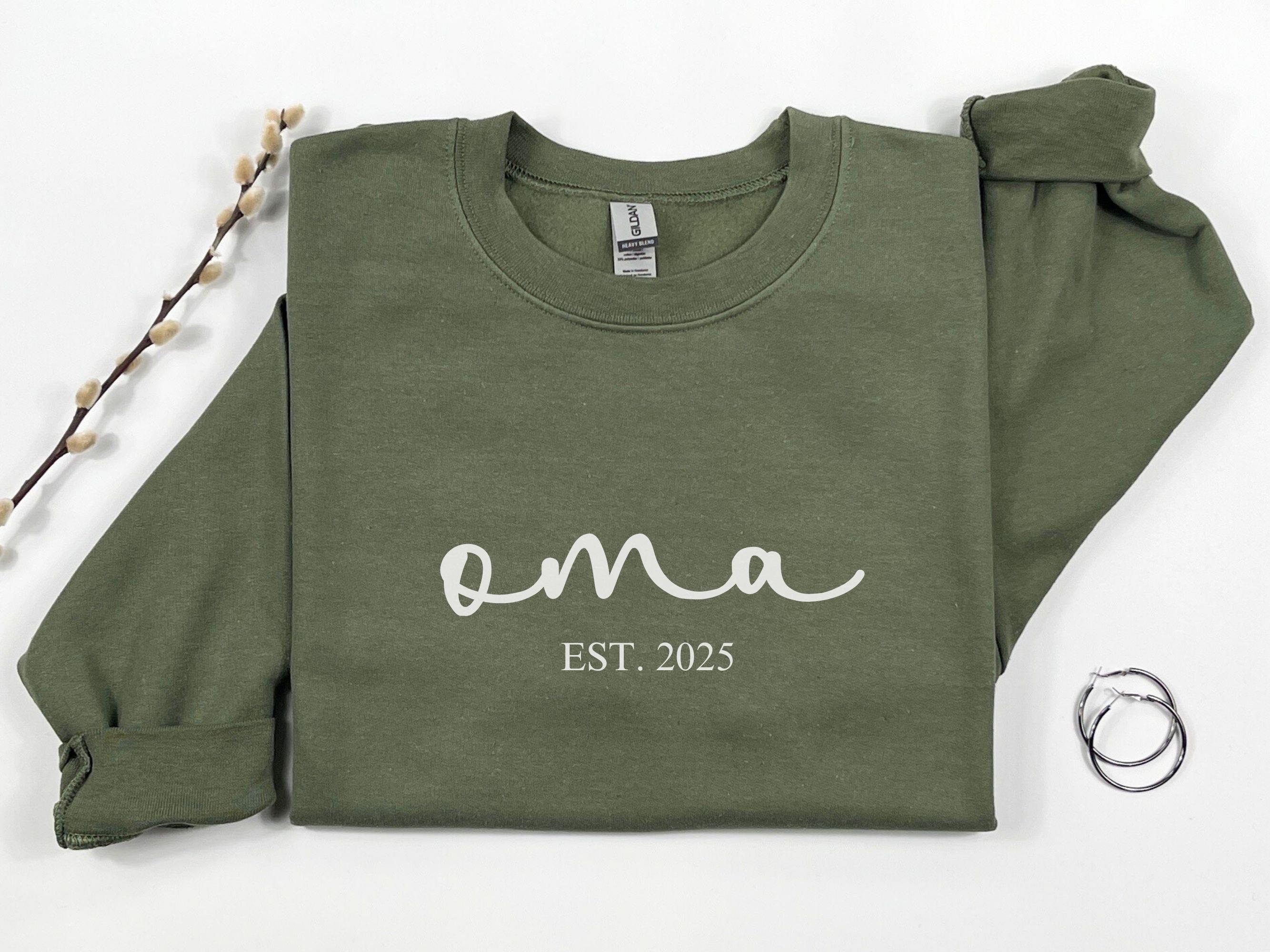 Oma Sweatshirt, Oma T-Shirt, Oma Long Sleeve Tee, Oma Shirt With Flowers, Gift For Oma, Wildflower Oma Shirt, Pretty Oma Shirt, Oma Gifts