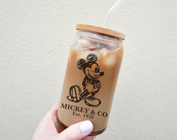 Mickey & Co. 16oz Libby Beer Can Glass with Bamboo Lid and Straw, can cup, disney glass, personalizable glass, mickey cup