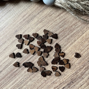50 stuks hartvormige tafel confetti hout of acryl