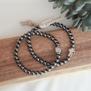Regalo para papá, Día del Padre, Pulsera de hematita y plata con cuentas para hombre, Letra/Inicial o Cruz personalizada