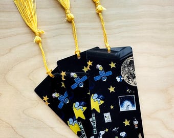 Beagle in Space Literary Mini Bookmark