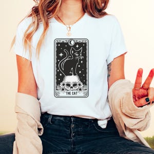 Camiseta con estética de bruja para ella, top de estilo boho, camiseta con cartas del tarot, regalo de lectura psíquica para ella