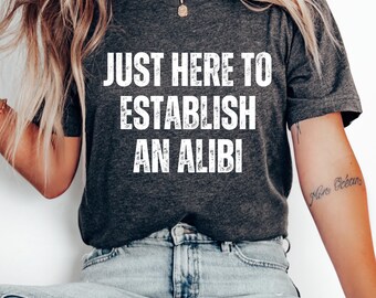 Einrichtung eines Alibi Graphic Tee, Unisex Soft Cotton T-Shirt