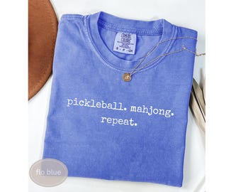 Maglietta grafica retrò con scritta "Pickleball Mahjong Repeat", regalo per appassionati di pickleball, maglietta divertente per amanti del mahjong
