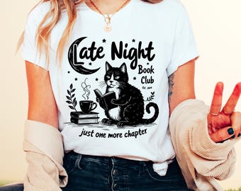Bokklubb Katt Graphic Tee - Bibliotekarie Läsning T-shirt