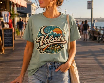 Camiseta Velaris Vintage Night Skyline / Gráfico de puesta de sol en la montaña y la luna