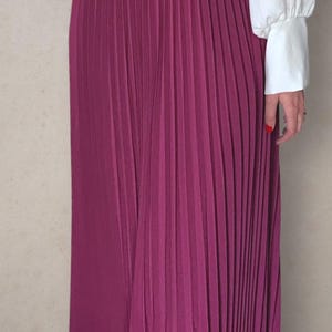 Pleated Skirt Magenta