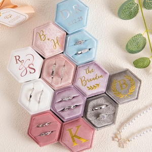 Gepersonaliseerde fluwelen ringdoos, huwelijkscadeau, 12 kleuren verlovingsringdoos, trouwringdoos, voorstelring aan toonder, monogramringdoos