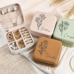 Travel Jewelry Box, Wedding Bridesmaid Gifts, Birth Flower Jewelry Case, Birthday Gift for Women, Engraved Jewelry Organizer, Christmas Gift