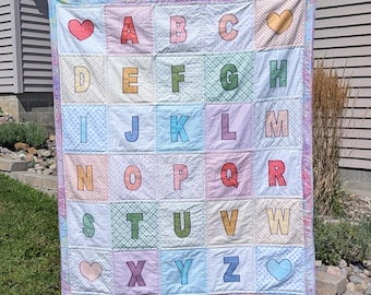 Edredón de bebé con el alfabeto ***PATRÓN EN PDF***