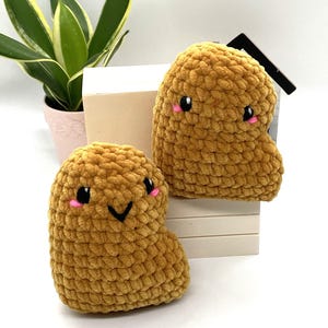 Amigurumi personnalisé en forme de pépite de poulet au crochet | Cadeau pour couple | Cadeau bébé | Cadeau de remerciement | Personnalisez votre expression et votre étiquette cadeau.