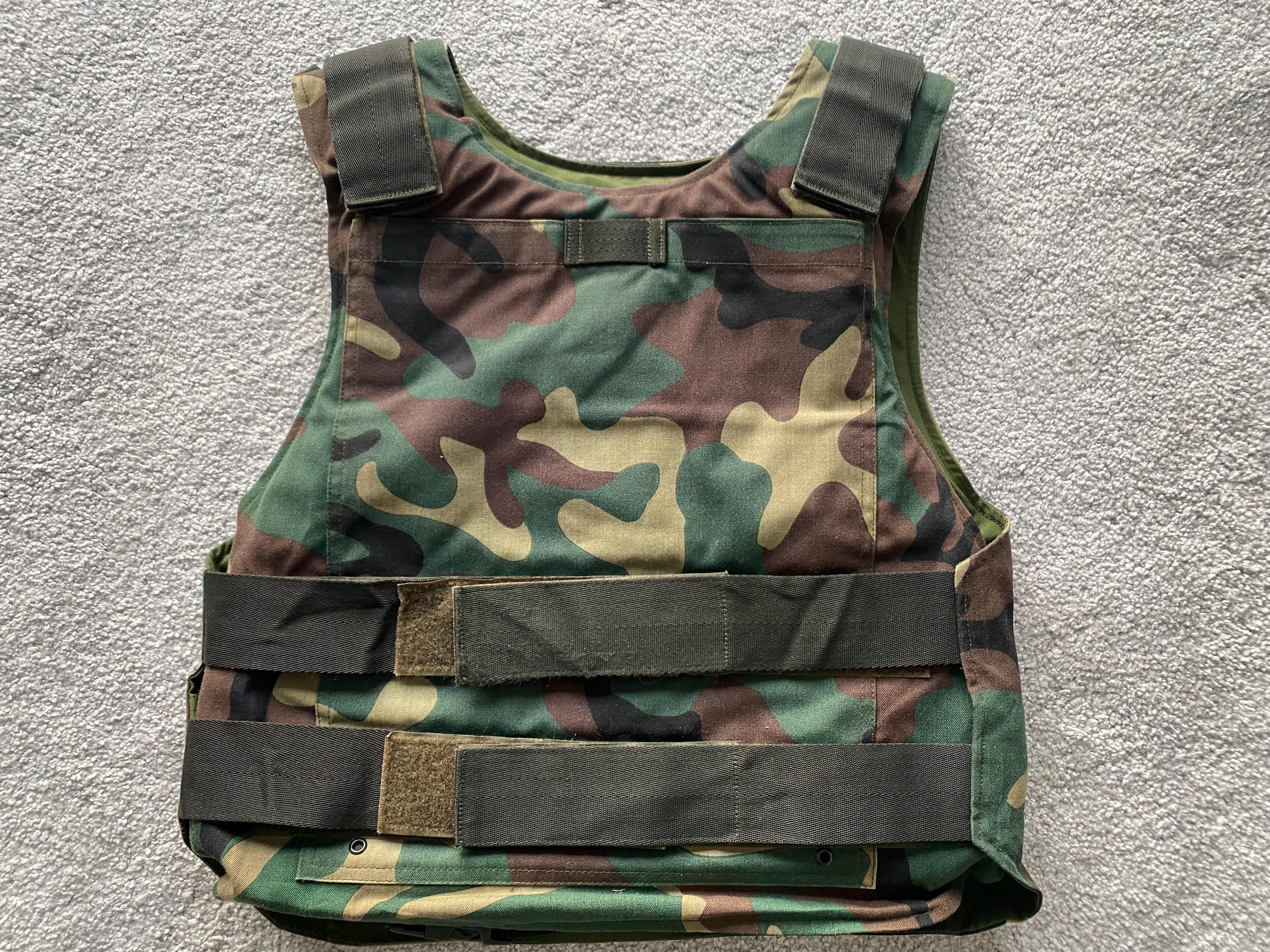ロシア軍 KILLA 6b13 ボディアーマー Tarkov タルコフ 未使用 ロシア軍 KILLA 6b13 ボディアーマー Tarkov タルコフ 新品未