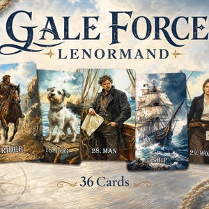 Op de afbeelding: Een kaartspel van 36 Gale Force Lenormand kaarten met nautische en historische illustraties. De kaarten tonen scènes met een ruiter, een hond, een man, een schip op zee en een vrouw, elk voorzien van een nummer en een titel.